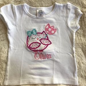 Tshirt with Owl and name "Olivia" embroidered